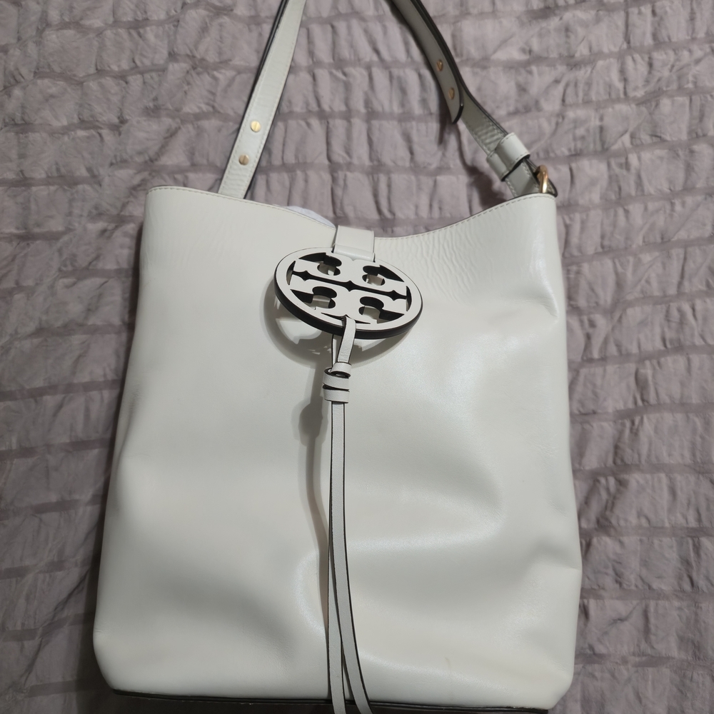 Tory Burch White Hobo Bag with Silver Hardware